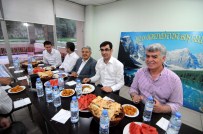 VEDAT DEMİRÖZ - AK Parti Hizan'da İftar Yemeği Verdi
