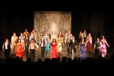 Alanya Belediye Tiyatrosu, 35 Temsille Rekor Kırdı