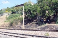 TREN RAYLARı - Başkent'te Rayların Kenarında Bir Ceset Bulundu