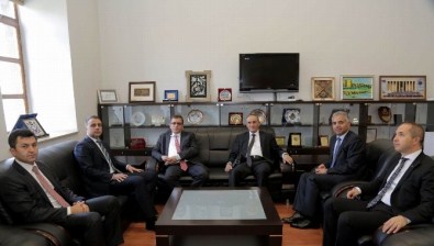 Halk Bankası Genel Müdürü Taşkesenlioğlu'ndan DTSO'ya Ziyaret