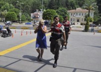 MAHMUTLAR - Kadın Hırsızlar Tutuklandı