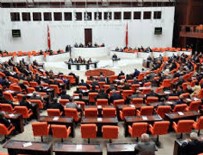 VECDI GÖNÜL - Lübnan tezkeresinin süresi uzatıldı