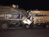 SEBZE YÜKLÜ KAMYON - Niğde'de Trafik Kazası Açıklaması 1 Ölü