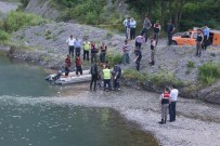 MUSTAFA AYHAN - Sakarya'da Gölette Erkek Cesedi Bulundu