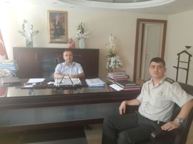 Tayini Çıkan Enginar, Kaymakam İle Vedalaştı