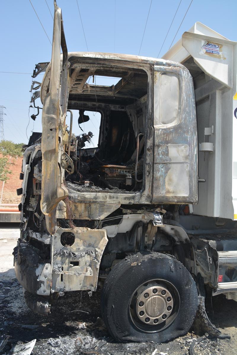 İş makinelerinin kundaklanmasına özel ekip