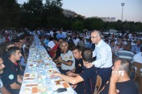 ZEKI KAYDA - Başkan Zeki Kayda, Personeliyle İftarda Buluştu