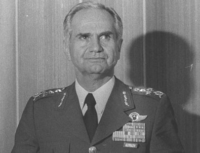 'Dünyanın en zengin 50 generalinden biri Tahsin Şahinkaya'