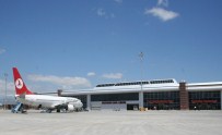 UÇAK SEFERİ - Erzurum'dan 6 Ayda 4 Bin 26 Uçuş Gerçekleşti