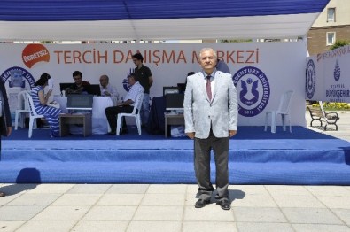 Esenyurt Üniversitesi Tercih Yolunda Sektör Çalışanlarını Da Unutmadı