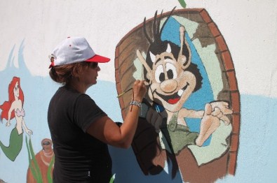 Hastaneden Sonra Askeri Lojmanlara Çizdiler