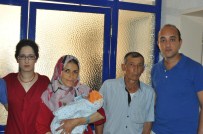 ÇATALOLUK - Menopoz Şikayetiyle Gitti 42 Yaşında Anne Oldu