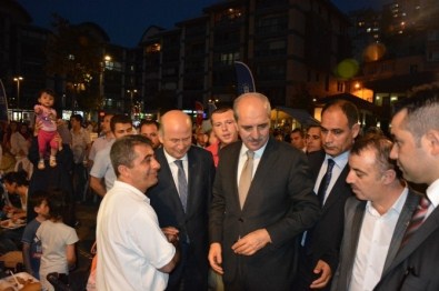 Numan Kurtulmuş Orucunu Vatandaşlarla Açtı