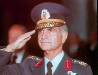 Tahsin Şahinkaya öldü