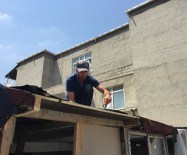 Yılın En Sıcak Gününde Çatıda Ekmek Mücadelesi