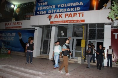 AK Parti Binasına Bombalı Saldırı Girişimi