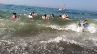 İtfaiye Müdürü Uzunoğlu ''Karadeniz Çok İyi Yüzme Bilenlerin Bile Dikkatli Olmaları Gereken Bir Denizdir''