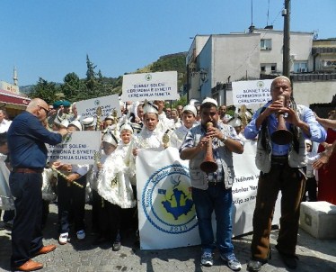 Kosova'da Toplu Sünnet Şöleni