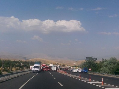 Malatya'da Trafik Kazası Açıklaması 3 Yaralı