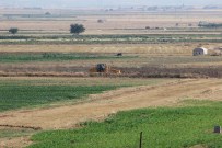 Sınırda Hendek Kazılıyor