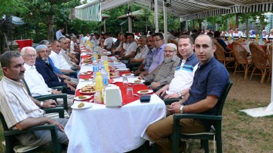 Yeşilyurt Kaymakamı Toprak'a Veda Yemeği Verildi