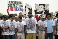 BROWN - ABD'de Polisin Öldürdüğü Brown Anıldı