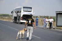 BOMBA İHBARI - Antalya'da Yolcu Otobüsünde Şüpheli Paket Alarmı