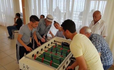 Büyükşehir'in Tatil Kampları Nefes Aldırıyor