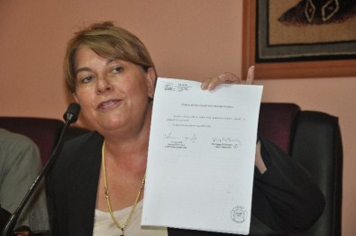 CHP Kozan'ın İl Olması İçin Kanun Teklifi Verdi