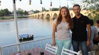 MERİÇ NEHRİ - Meriç Nehri'nde Romantik Evlilik Teklifi