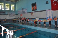 Palandöken Belediyesini Açtığı Yaz Yüzme Kursu İlgi Görüyor