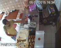 SADAKA - Sadaka Kutusunu Böyle Çaldı