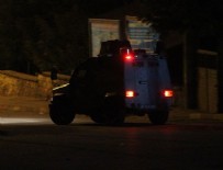 POLİS ARACI - Şırnak'ta polis servisine saldırı