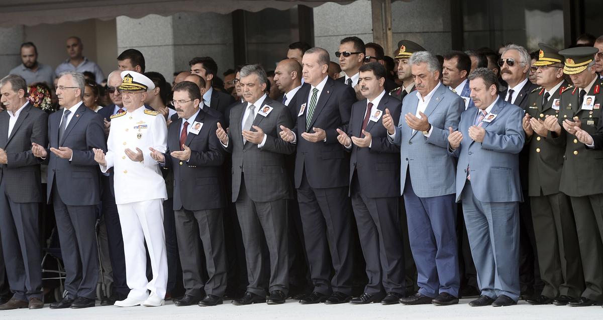 Şehit polise son görev