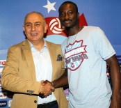 BÜYÜK KULÜP - Dame N'doye Trabzonspor'a İmzayı Attı