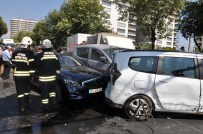 ALEYNA - Kamyon, Işıkta Bekleyen Araçlara Çarptı Açıklaması 10 Yaralı