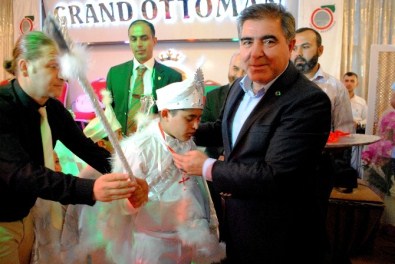 6. Şölende 60 Çocuk Sünnet Oldu