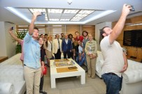 DOÇENT DOKTOR - Başkan Edebali Gençleri Ağırladı