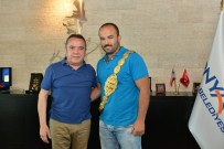 Başpehlivan Orhan Okulu'dan Başkan Böcek'e Ziyaret