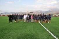 FAIK ARıCAN - Kaymakam Arıcan Sandıklıspor Teknik Heyeti Ve Futbolcuları Ziyaret Etti