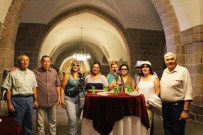 TURİST KAFİLESİ - Turistler, Battalgazi'ye Hayran Kaldılar