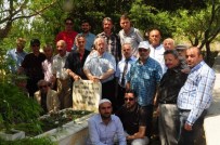 BAŞARI ÖDÜLÜ - Yozgatlı Yazar Ve Şair N. Abbas Sayar Ölümünün 16'Incı Yıl Dönümünde Mezarı Başında Anıldı