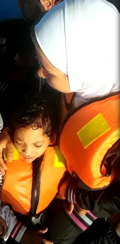 Türk karasularında Yunan sahil güvenlik dehşeti