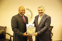 BROOKLYN - Amerikanın Brooklyn Belediye Başkanı Adams Açıklaması