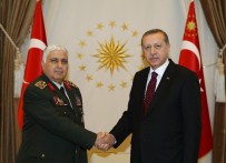 ORGENERAL NECDET ÖZEL - Cumhurbaşkanı Erdoğan, Genelkurmay Başkanı Orgeneral Özel'i Kabul Etti
