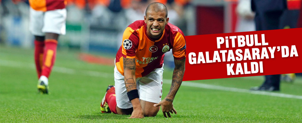 Felipe Melo 2 yıl daha Galatasaray'da