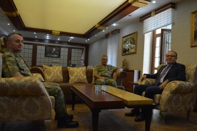 Tugay Komutanı Soysal'dan Vali Tutulmaz'a Veda Ziyareti
