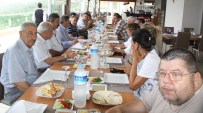 ALPASLAN ALTINIŞIK - Yayladağı'nda Çiftçi Bilgilendirme Toplantısı
