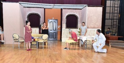 Seyhan'dan Aziz Nesin'e 100. Yaş Günü Armağanı