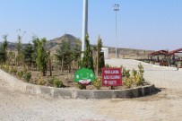 SİGARA İZMARİTİ - Sungurlu'da Mesire Alanı Ve Parklara Uyarı Levhası Konuldu